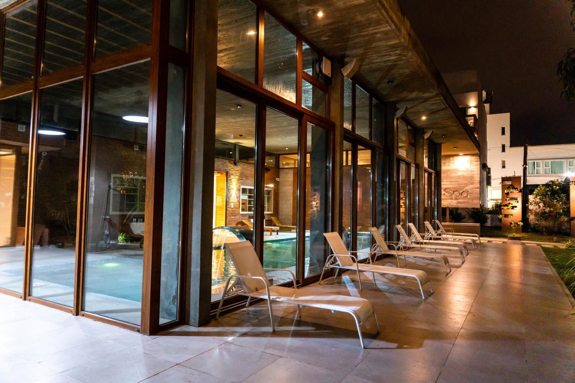 O2 Hotel Valeria Del Mar Bagian luar foto