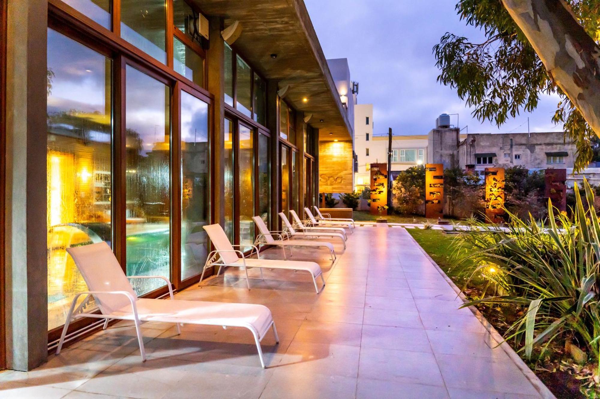O2 Hotel Valeria Del Mar Bagian luar foto